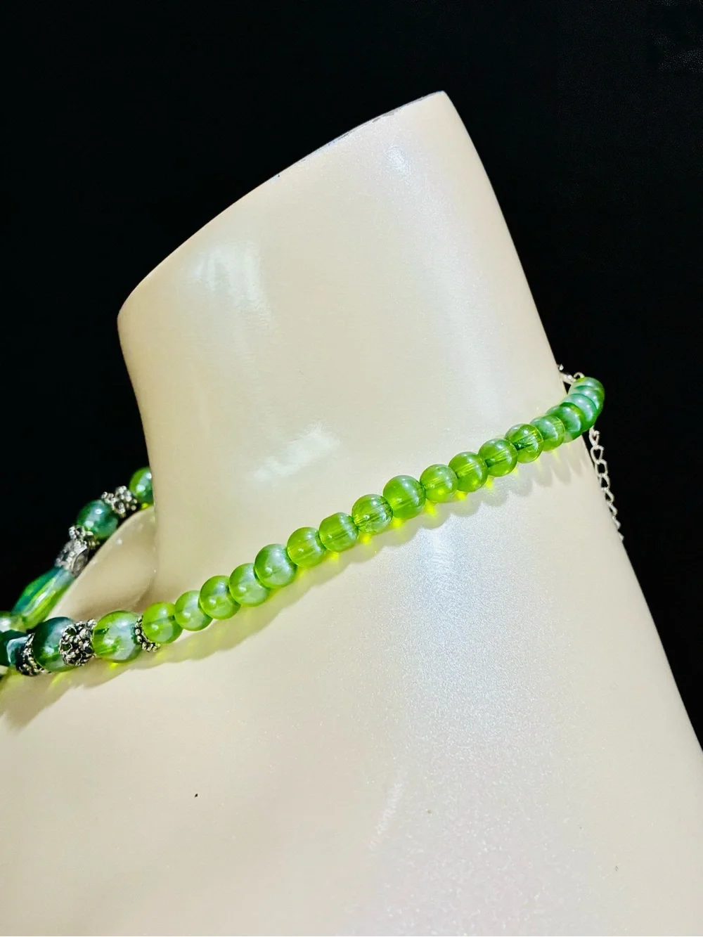 Vibrant Green Glass Bead Necklace with Silver-Tone Accents